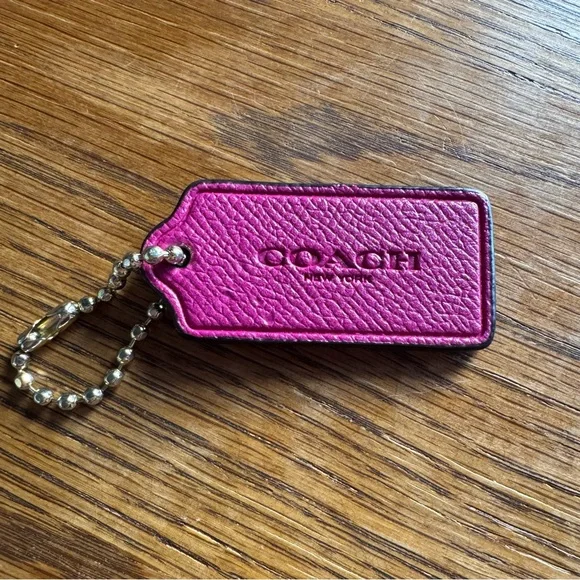 Coach Pink Leather hang tag - Picture 6 of 8